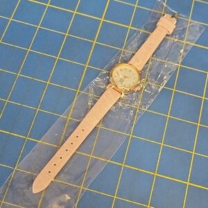 Hello Bunny Face NWT - Pink